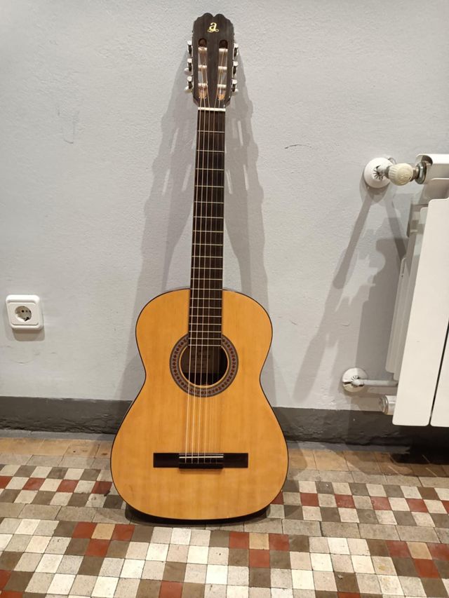 Guitarra Admira: Fiesta Keller
