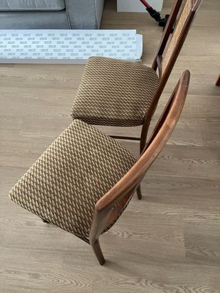 2 Sillas comedor madera rústicas