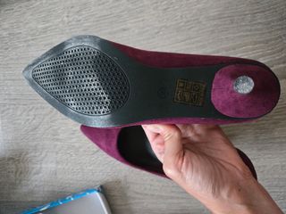 Zapatos tacón granates
