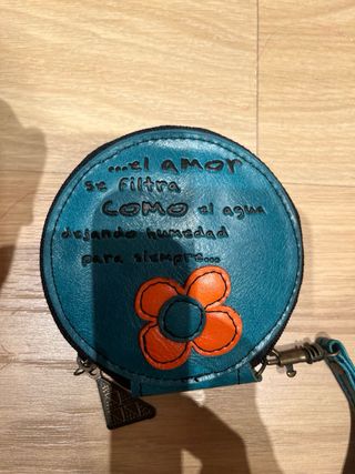 Monedero Teal con Flor Naranja