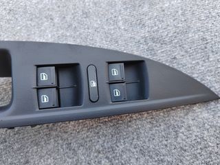 Mando de elevalunas seat Toledo 2007