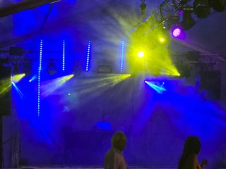 Alquiler equipo sonido e iluminación