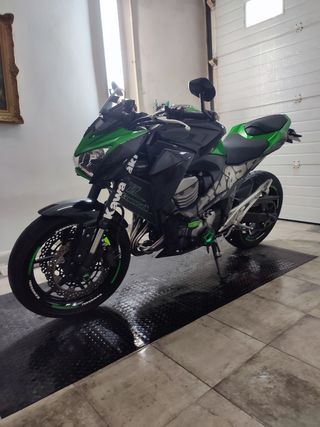 Kawasaki Z800e 2016