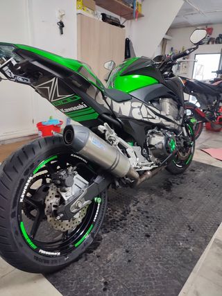 Kawasaki Z800e 2016