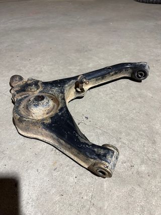 Brazo suspensión izquierdo Suzuki Vitara