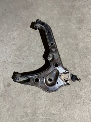 Brazo suspensión izquierdo Suzuki Vitara