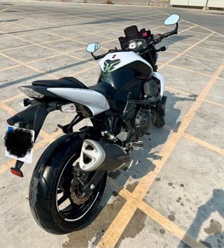 Kawasaki Z750 2010 – 38.545km | ITV 2026 + Extras