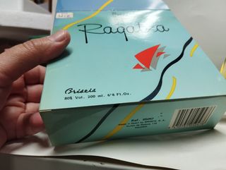 Frasco de colonia Ragatza Briseis vintage