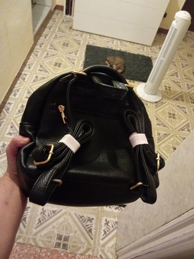 Zaino ecopelle nero - Nuovo zip dorate