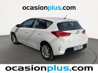 Toyota Auris 90 D Active 66 kW (90 CV)