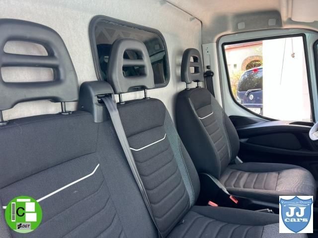 IVECO Daily 2.3 TD 156CV 12 M3 