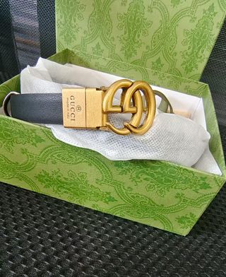 Cinturón Gucci - Negro y Dorado