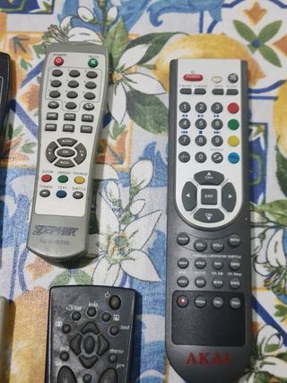Telecomandi TV vintage (7) retrò collezione radio
