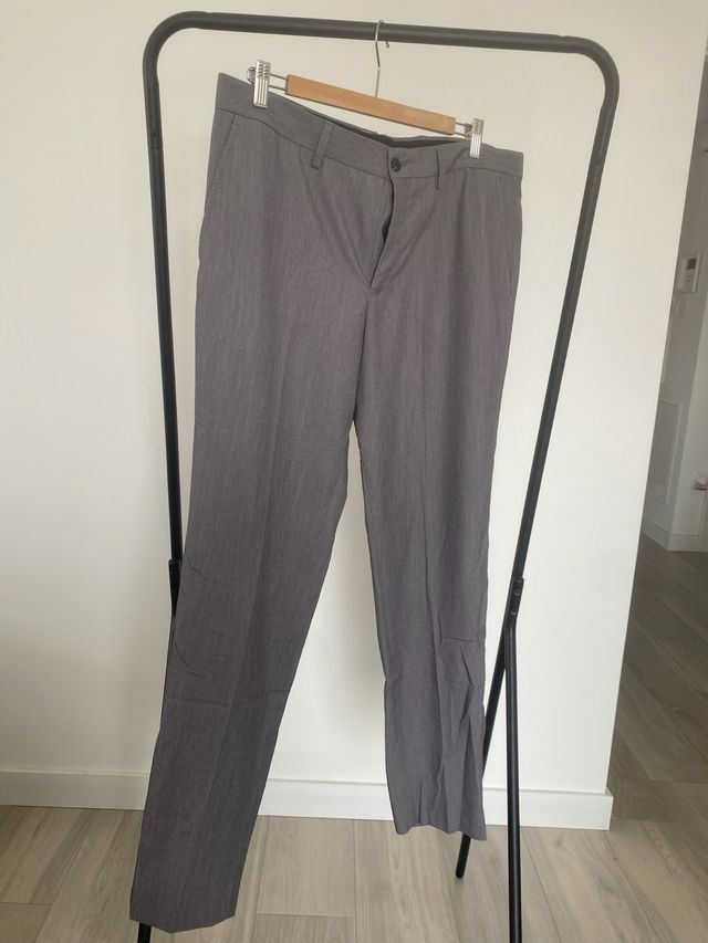 Pantalón gris Jack & Jones Talla 54. A ESTRENAR