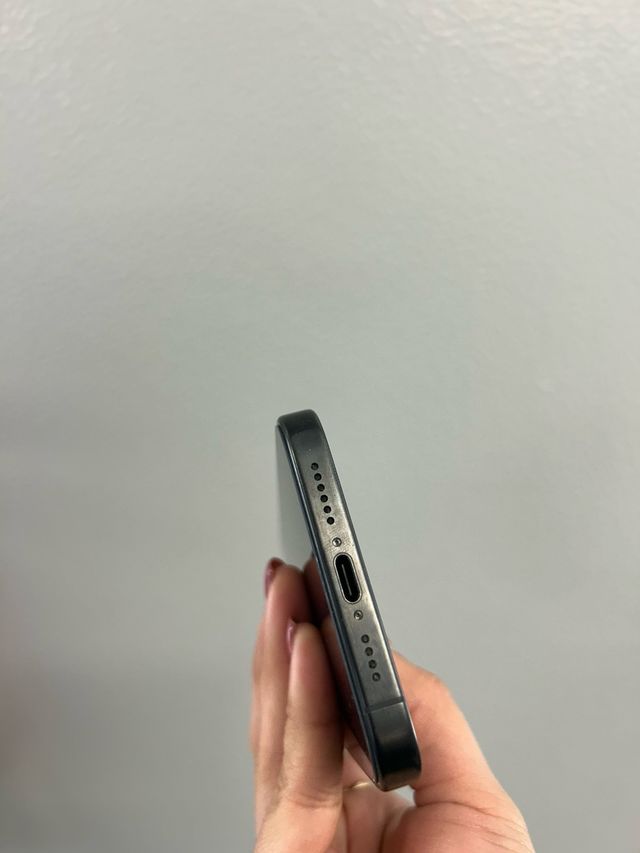 iPhone 15 Pro Max - 256gb