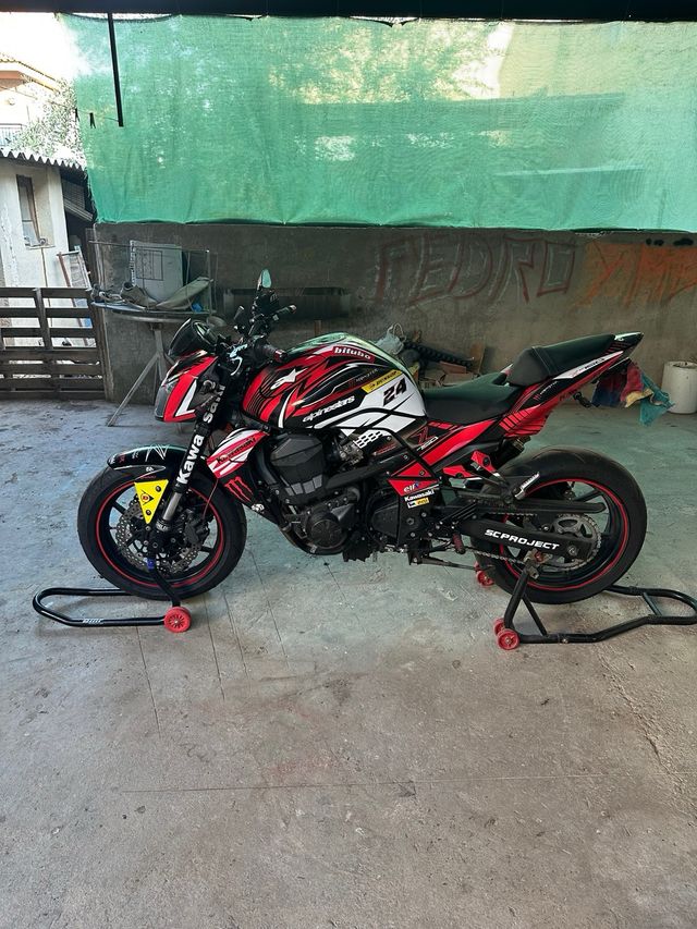 Kawasaki Z750