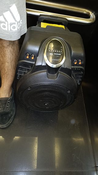 Altavoz Karaoke unsTech Portátil