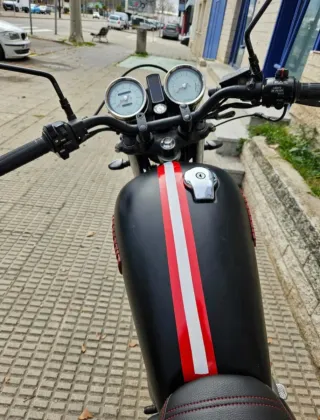 Yamaha SR 250cc Customizada.