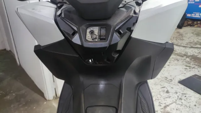 Honda Forza 125 - Scooter