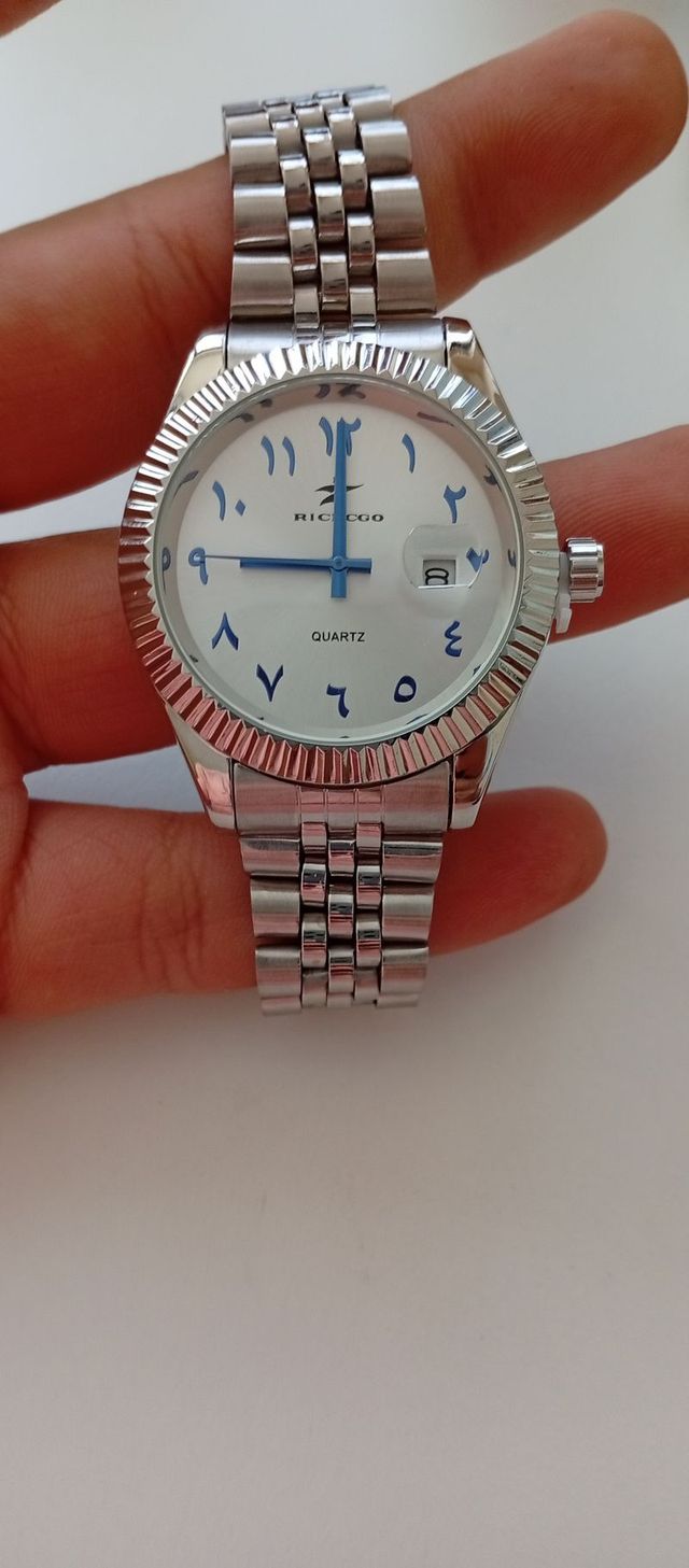 reloj arábico doble tono azul