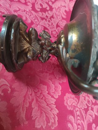 Soprammobile antico in bronzo