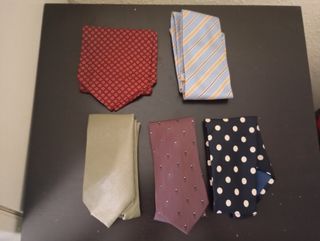 Corbata Gris y Morada