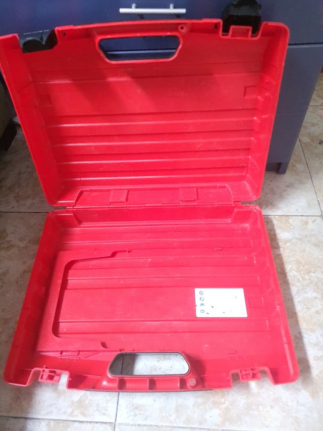 Caja herramientas HILTI
