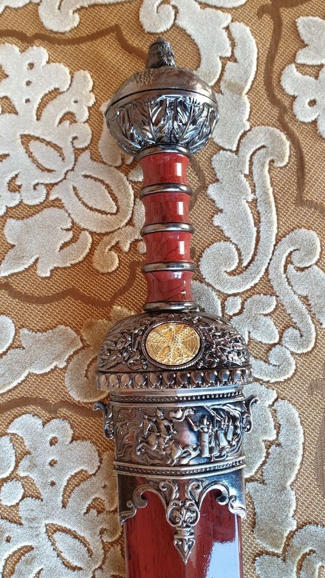 # Espada Romana Gladius