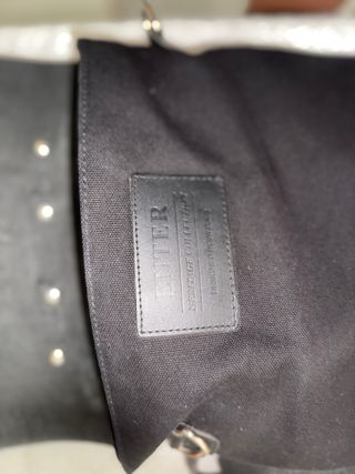 Zaino nero in pelle