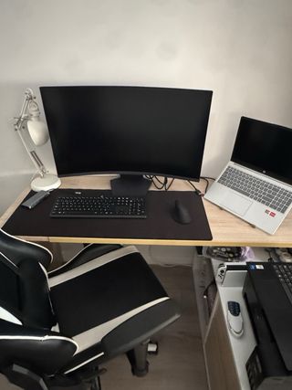 Mesa escritorio Skat blanco y roble 139x93x75cm