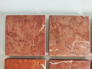 Juego de 6 posavasos de mármol Rojo Alicante.
