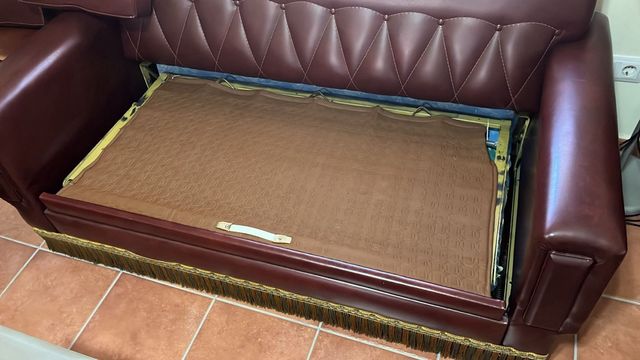 Sofá 3 plazas + 2 sillones vintage