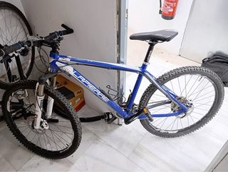 Bicicleta montaña azul lapierre