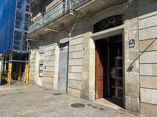 Local comercial en alquiler en Areal – Zona Centro en Vigo
