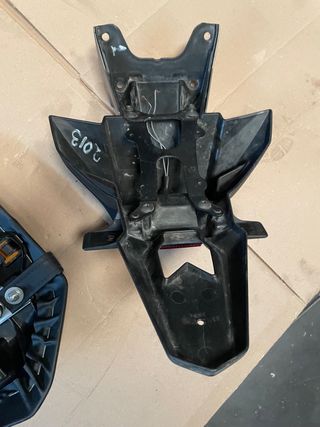 Portamatriculas y asiento Suzuki GSX R 1000-2013