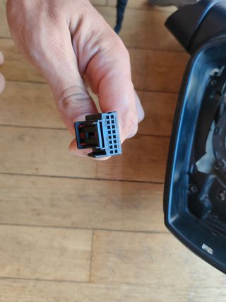 Retrovisor VW Tiguan derecho