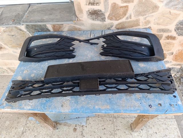 Rejilla delantera Seat León MK4