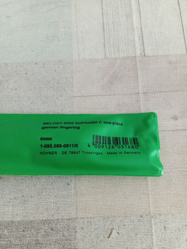 Flauta dulce Hohner + limpiador + estuche