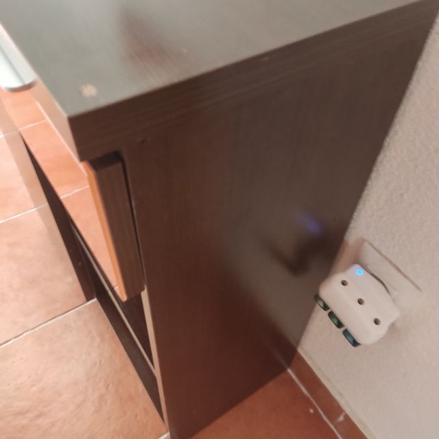 Mueble recibidor marrón-naranja