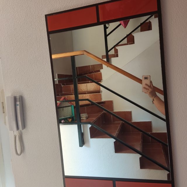 Mueble recibidor marrón-naranja