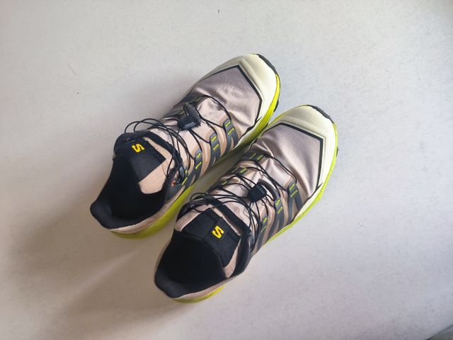 Zapatillas Salomon thunder cross- Beige/Amarillo