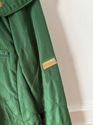 Cazadora Zara verde acolchada