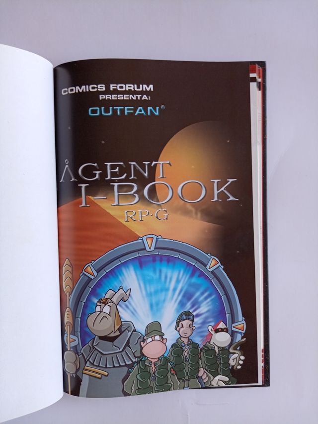 Libro Outfan - Cels Piñol - Agent I Book