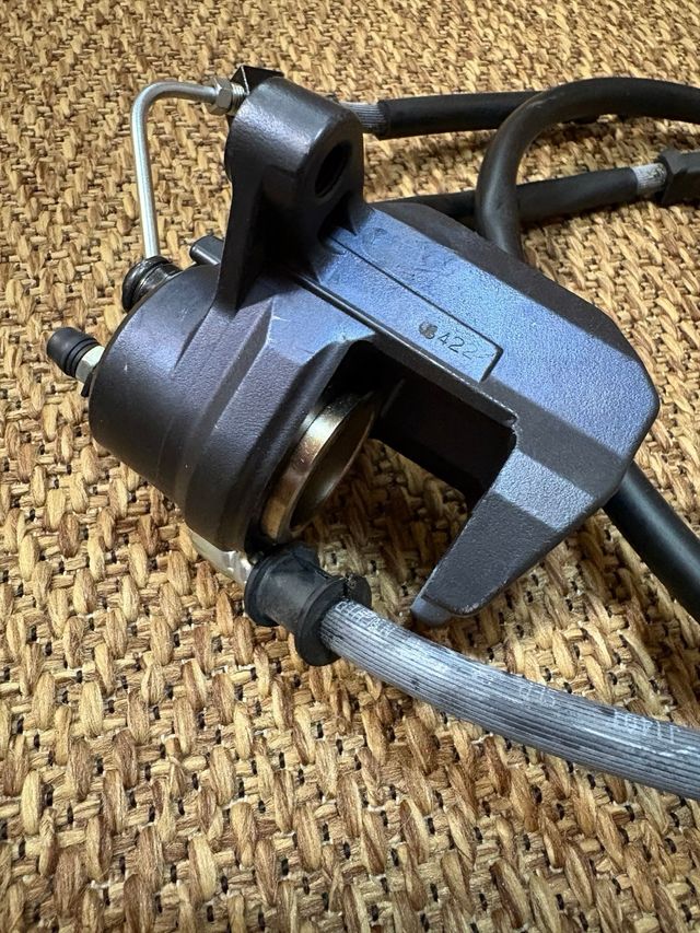 Pinza freno trasera NISSIN TMAX 530