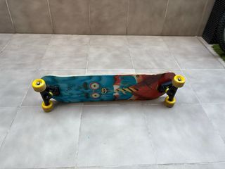 Monopatín longboard usado