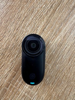 Insta360 GO 3S (128GB) + accesorios