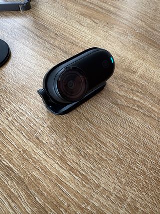 Insta360 GO 3S (128GB) + accesorios