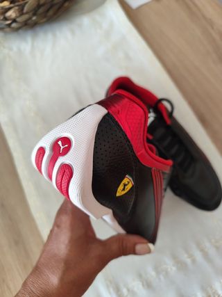 Zapatillas Puma Ferrari - nuevas