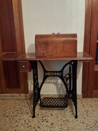 Máquina coser antigua Singer