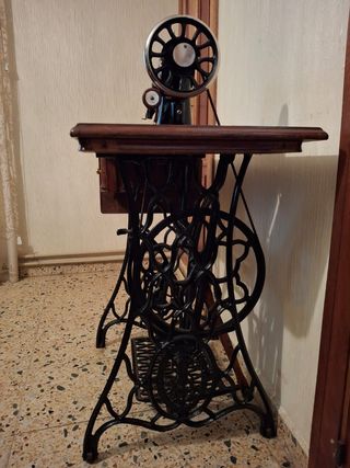 Máquina coser antigua Singer